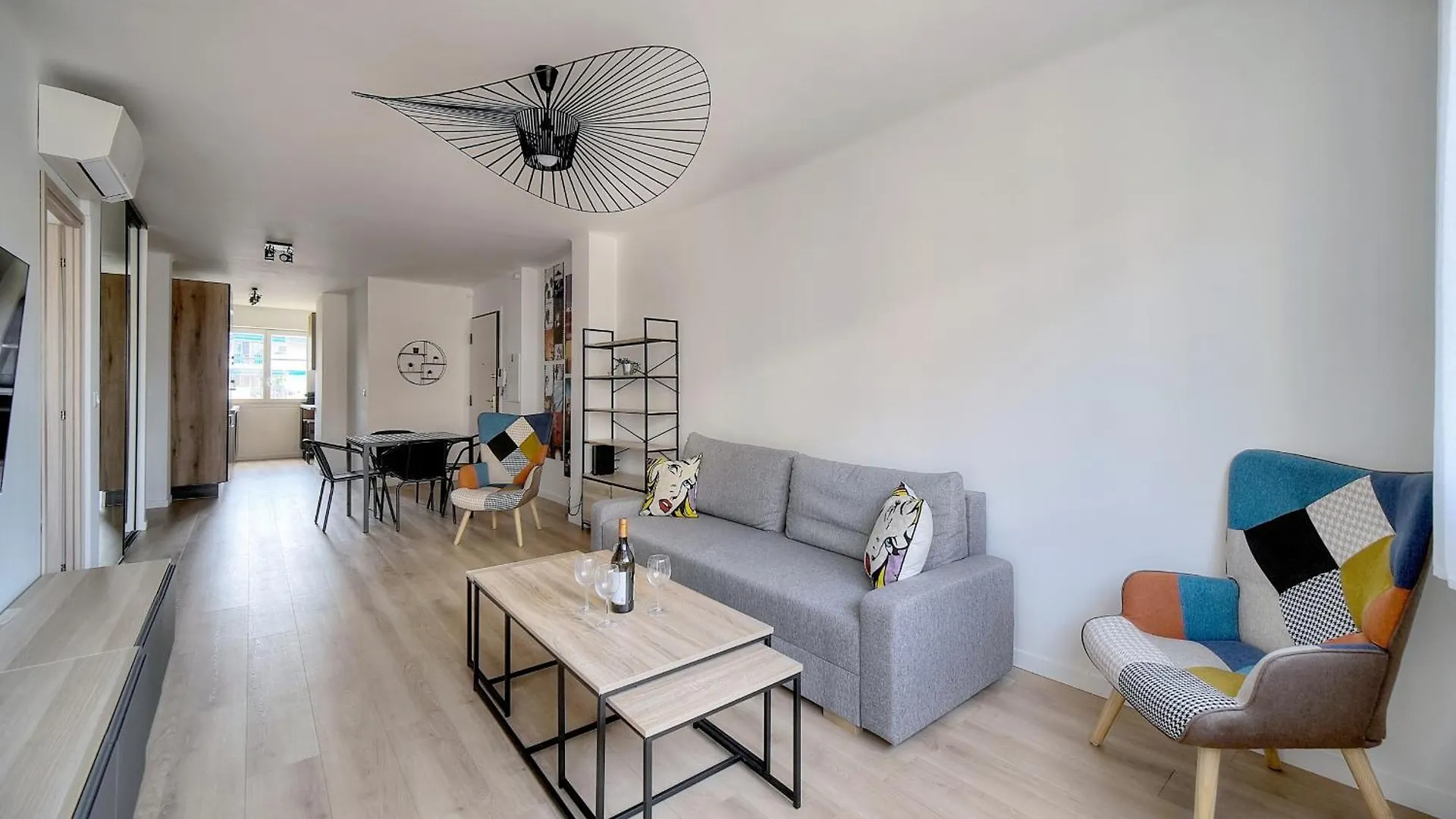 3 Pieces Moderne Proche Martinez Et Plages A2B249 Cannes 0*,